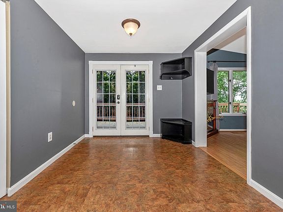 5th image of 6433 Lakeridge Dr