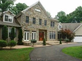 2506 Hollybrook Pl, Oakton, VA 22124