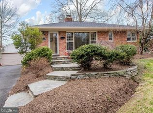 2107 Paul Spring Pkwy, Alexandria, VA 22308