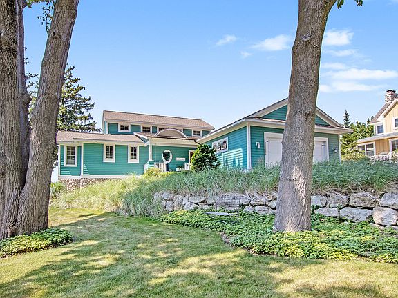3rd image of 12242 Lakebridge Ln