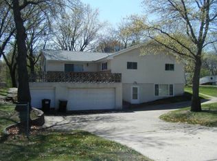 60 105th Ln NW, Coon Rapids, MN 55448