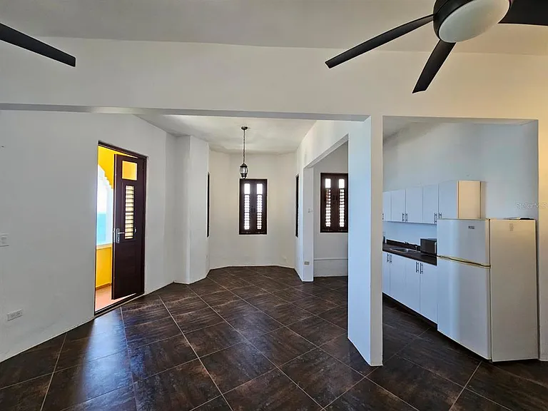 306 Norzagaray #3A — Photo 13