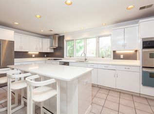 121 Eileen Dr, Cedar Grove, NJ 07009