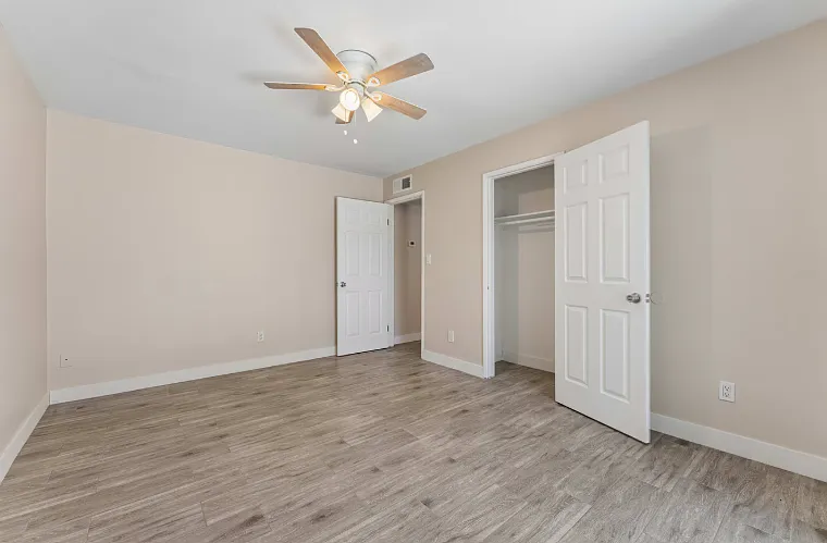 Madison Villas — Photo 10