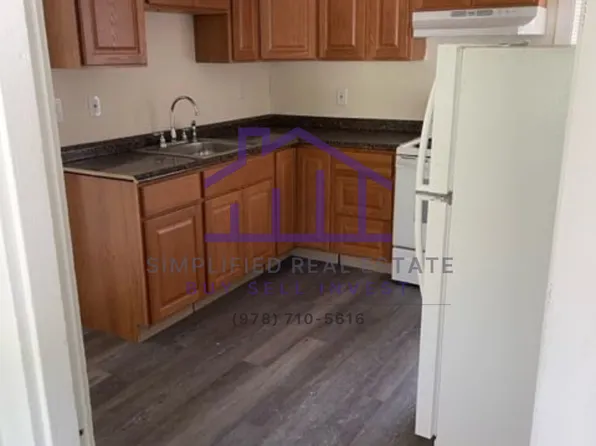 23 Elm St #3, Milton, NH 03851