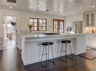 5 Godfrey Ln, Remsenburg, NY 11960