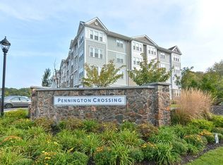 1108 Pennington Dr #1108, Walpole, MA 02081