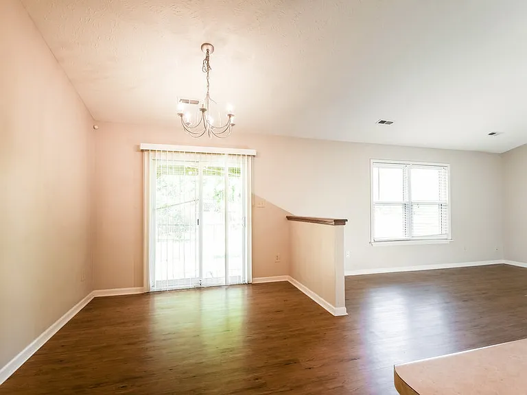 5508 Pine Hill Dr — Photo 7