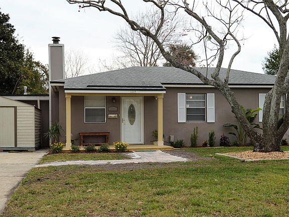 2nd image of 1119 10TH Street N