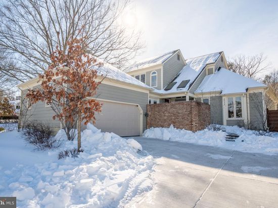 2924 Elmesmeade Ct, Oakton, VA 22124