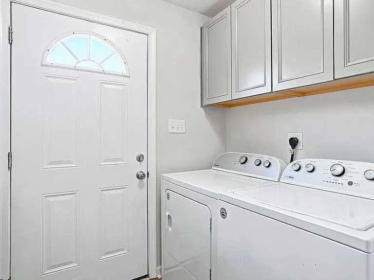 Laundry/Rear Door