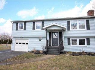 42 Avacado Ln, Rochester, NY 14606