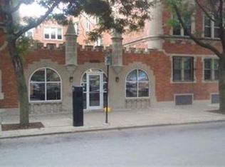 7907 S Phillips Ave #1B, Chicago, IL 60617