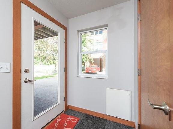 3rd image of 213 Otis Ave