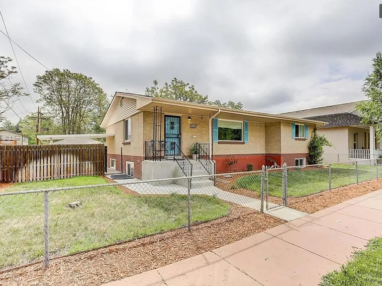 4122 N Zuni St — Photo 3