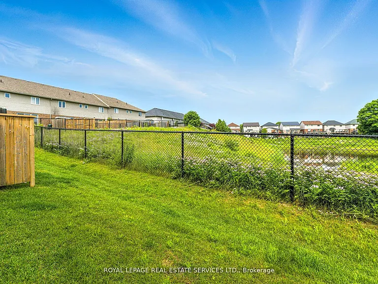 22 Marshall Dr #8 — Photo 39
