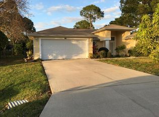 1881 Hazelton St NW, Palm Bay, FL 32907