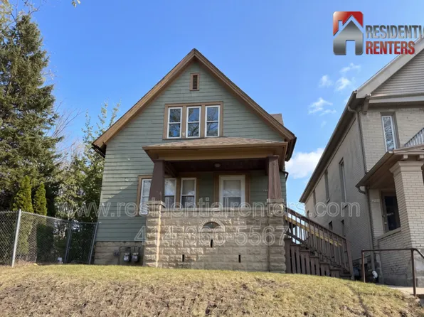 2724 N Palmer St, Milwaukee, WI 53212