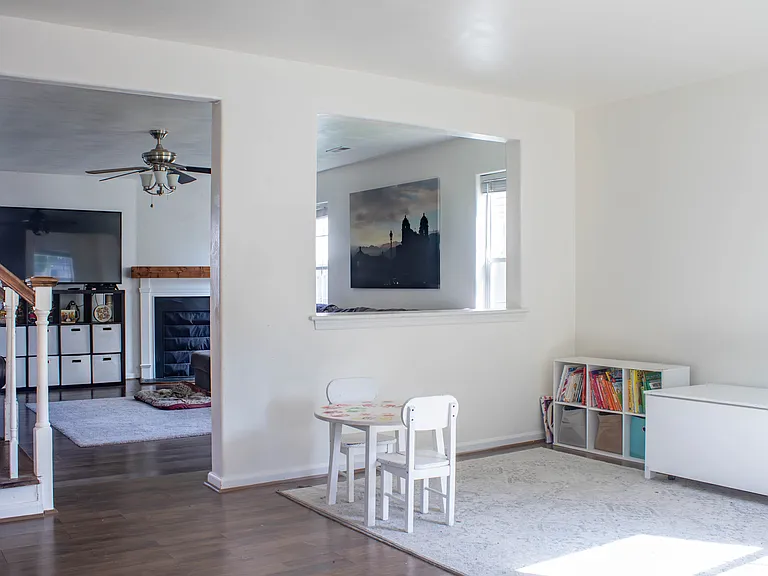 210 Rockwood Pl — Photo 5