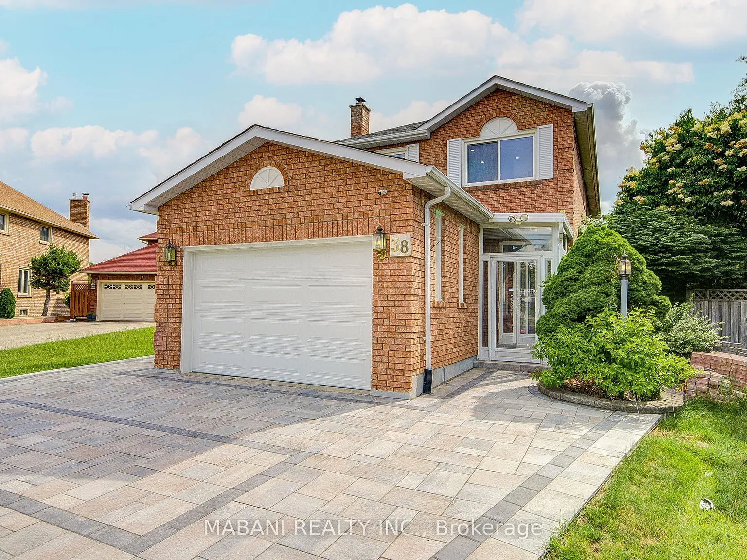5 bed, $4,200 — Photo 3