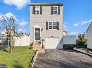 734 Pershing St, Bridgeport, PA 19405