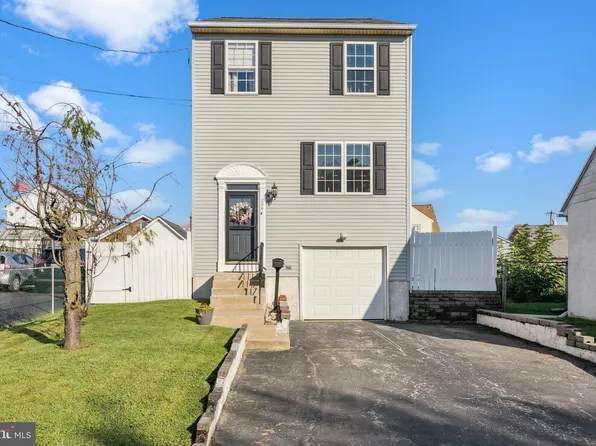 734 Pershing St, Bridgeport, PA 19405