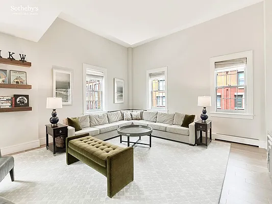 Rented by Sotheby's International Realty | media 13