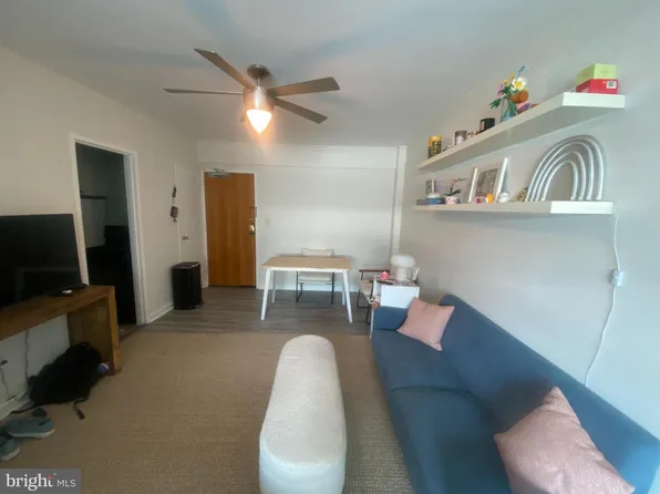 2141 I St NW APT 610, Washington, DC 20037