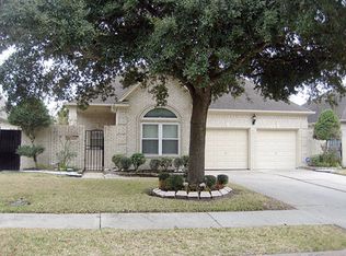 3607 Broadmoor Dr, Pasadena, TX 77505