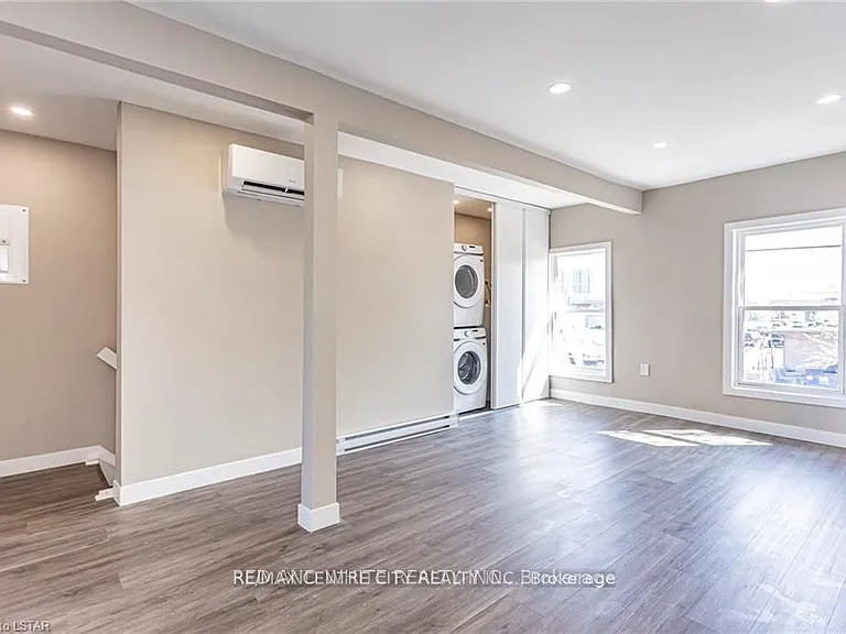 279 William St #2 — Photo 7