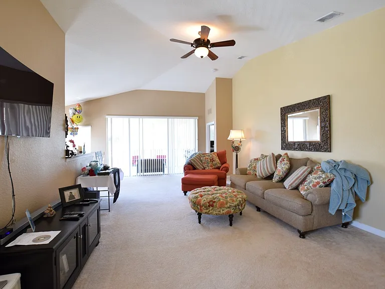 5297 Maxon Ter — Photo 6