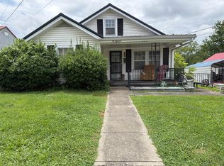 218 E Cherry St, Glasgow, KY 42141