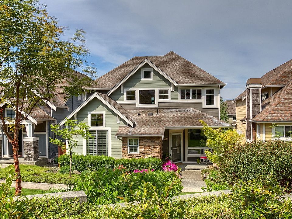 1st image of 2043 Larchmount Dr NE