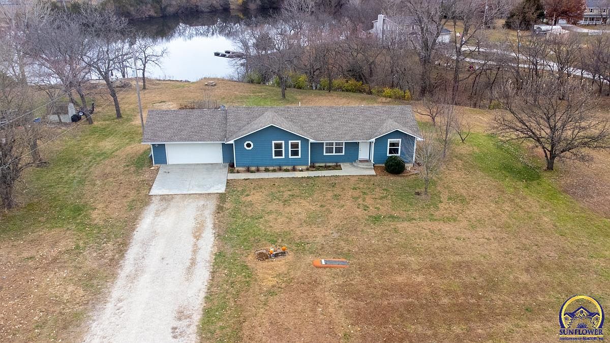 11124 Lakeview Rd, Carbondale, KS 66414 Zillow