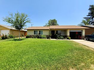 458 N Lillie Ave, Dinuba, CA 93618