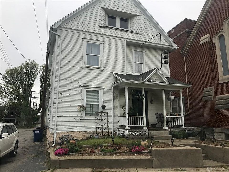 1st image of 429 Oak St