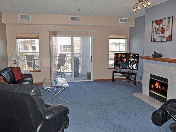 3rd image of 12727 College View Dr #101