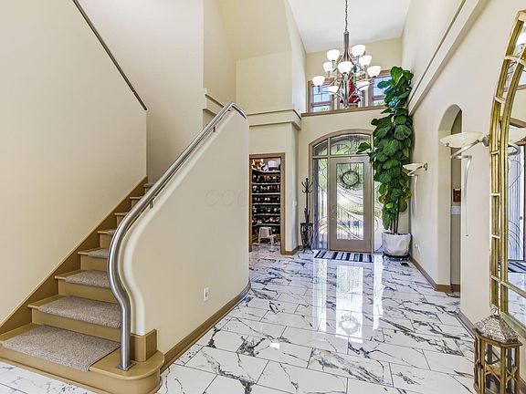 5th image of 8432 Tartan Fields Dr