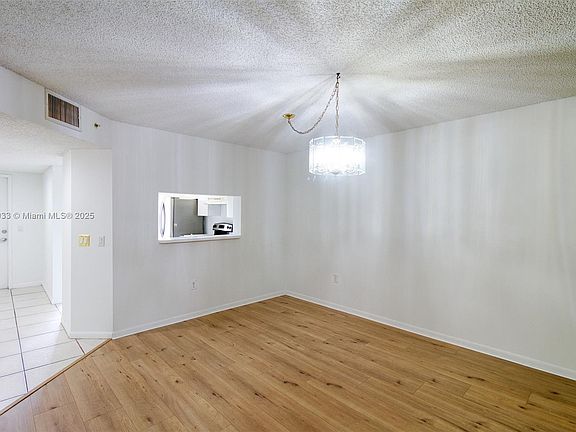5th image of 571 SW 142nd Ave APT 209O
