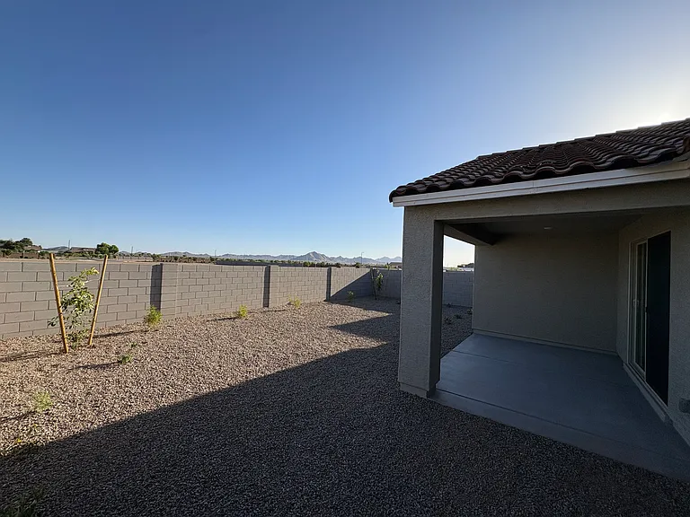 675 W Riparian Dr — Photo 18