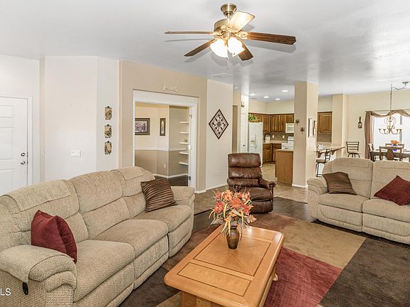 2nd image of 44210 W Cypress Ln