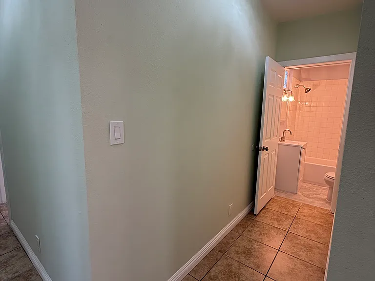ALL NEW LIGHTING FIXTURES IN ENTIRE HOUSE!