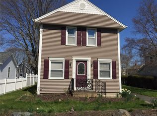 27 Warren St, Milford, CT 06460