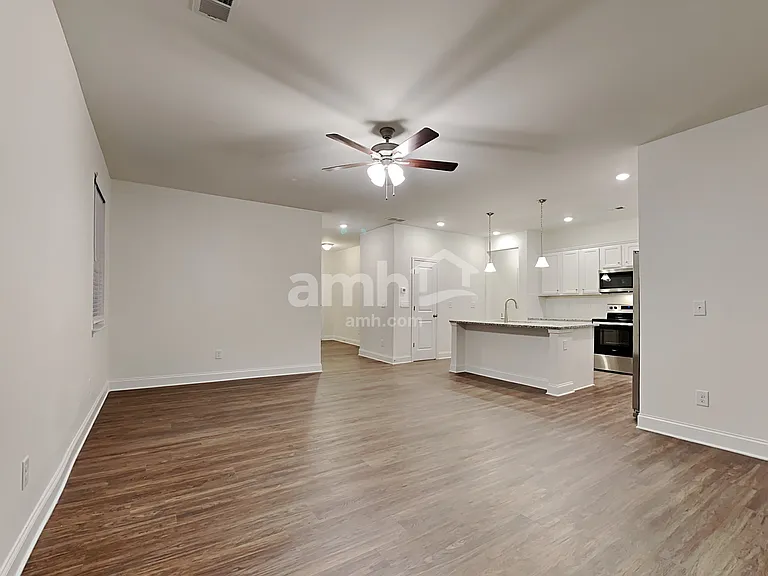 5065 Hudson Valley Dr — Photo 6