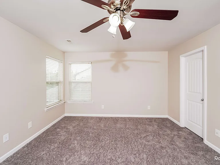 185 Briar Ridge Ln — Photo 13
