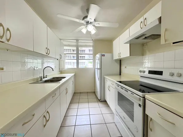 44 Areca #203, Guaynabo, PR 00969