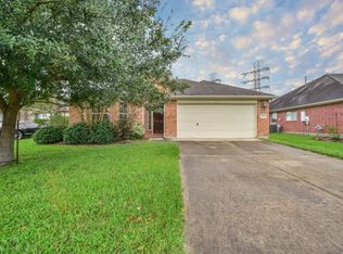 1839 Park Oak Dr, Kemah, TX 77565