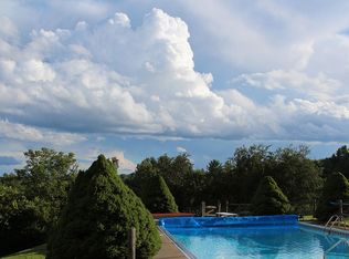 203 Woodbury Rd, Springfield, VT 05156