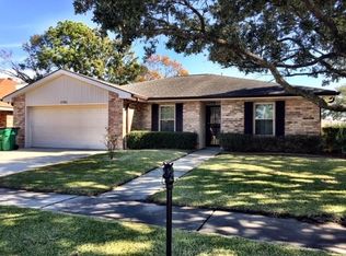 1721 Armagh Dr, Marrero, LA 70072