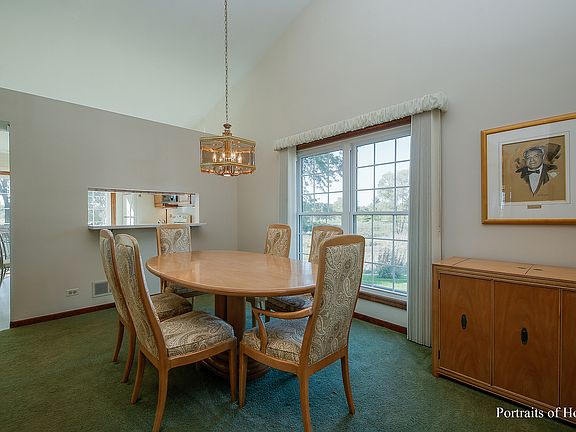 4th image of 84 Versailles Ct